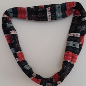 A black multicolored women's infinity scarf